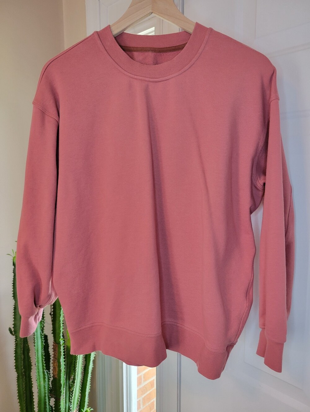 Lululemon Perfectly Oversized Crew Rose Sweatshirt, Size Womens Medium